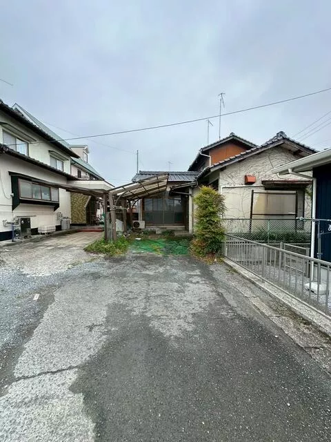 Nakatsu-shi, Tokyo Oaza Daigoho 2F 4SDK

1,980,000 yen