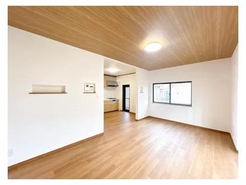 [Open house held] [Renovated] A 4SLDK house built in 1997! 5 minutes by car