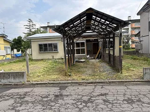 Used single-family home, 3-chome Midori, Goshogawara City, Aomori Prefecture