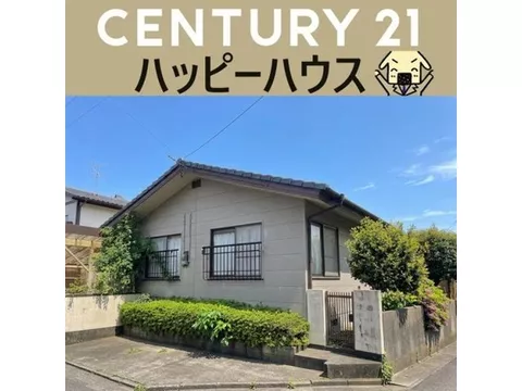 [Corner lot property] [South-facing with good sunlight] [Lightweight steel construction] [Single-story building]