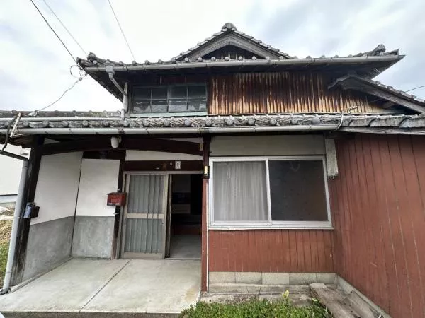 Nameishi, Tamana (Tamana Sta.) Single story house, 5DK

1,980,000 yen