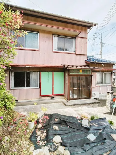 Minamiuwa District, Ainanshi, Fukura 2-story building 7K