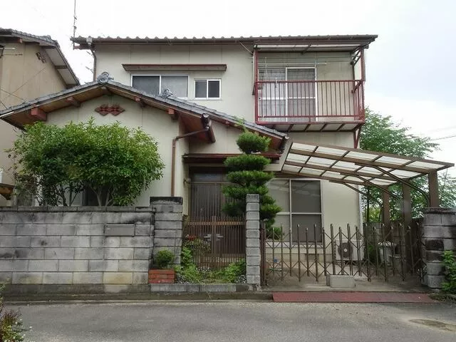Takamatsu City, Konan Town Yusa (Enza Station) 2-story building 4DK