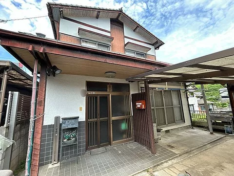 Used single-family home in Takamatsu City, Ikushima-cho