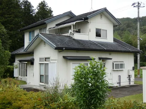 Higashi Shirakawa District, Tanakura Town, Oaza Yatsuki, Azuma Takawari (Kinzutsu Station) 2-story building 6DK