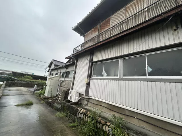 Shizuoka City, Shimizu Ward, Yui Town Yahara (Kambara Station) 2-story 4LDK