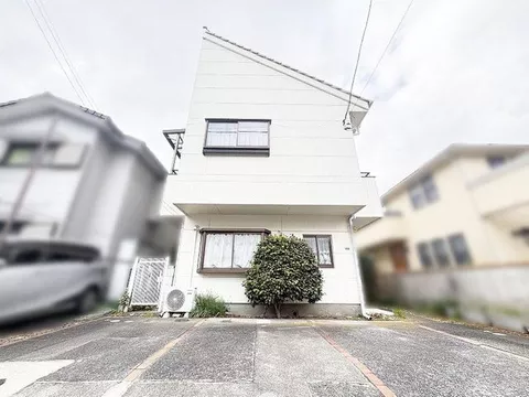 "3 Nakano Kamimachi 11 million yen"