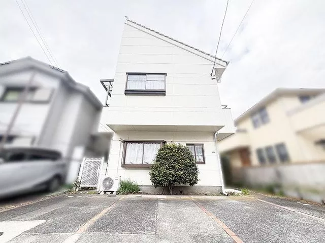 "3 Nakano Kamimachi 11 million yen"