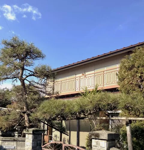 2-chome, Shiobe, Kofu-shi, Kofu (Kofu Station) 2F 6LK

Kofu station