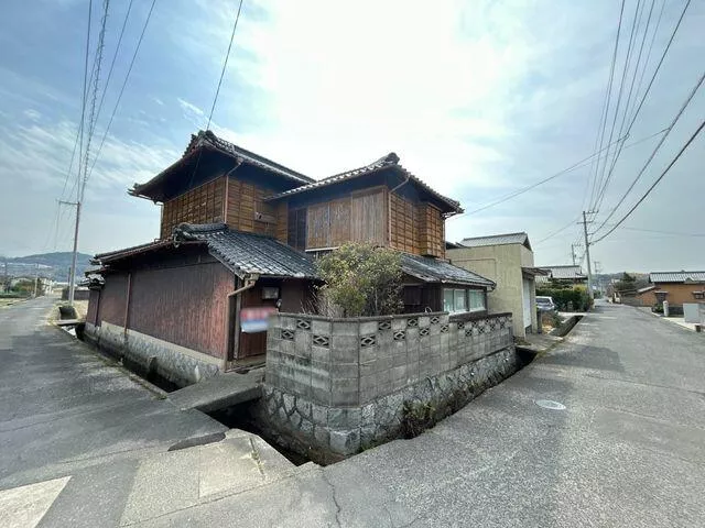 Zōda, Sanuki City, 2-story building, 8SDK