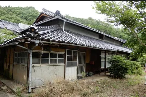 Yamatotakada-shi, Yamatotakada Nakamikurado 2-chome (Takada-shi Sta.) 2F 4K

4,000,000 yen