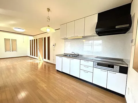 Used single-family home in Murazakin, Kitakami City.