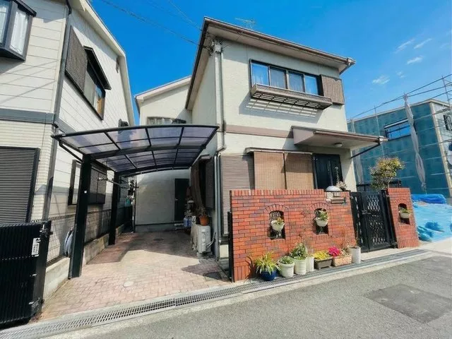 ◆3LDK house built in 1999♪◆ Parking available for one car! With carport♪