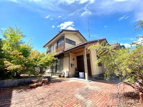 5DK built by Sekisui House! Quiet residential area!
