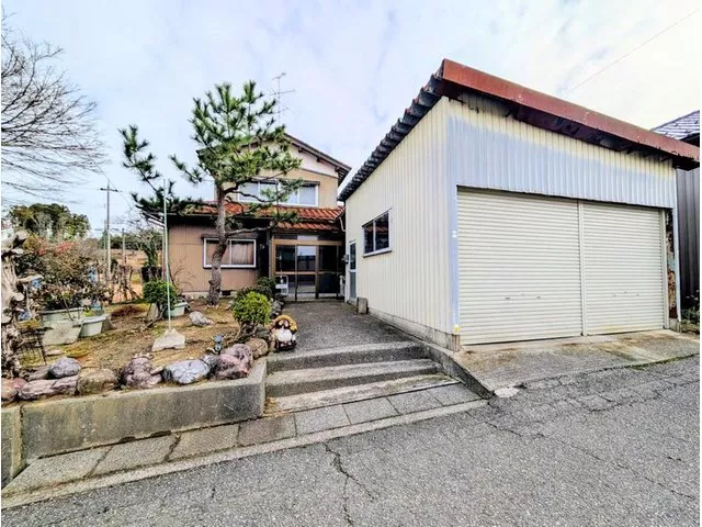 Hasuidaiji-cho (Komatsu Station) 5 million yen