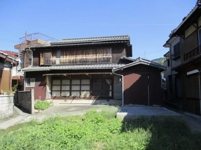 Yahatahama City, Anai (Yahatahama Station) 2-story building 3DK