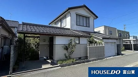 Used single-family home in Nakagawara, used house