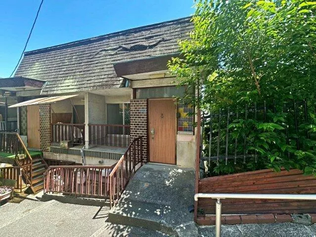 Takarazuka City, Komeya 1-chome (Kiyarakoujin Station) 2-story building 3DK