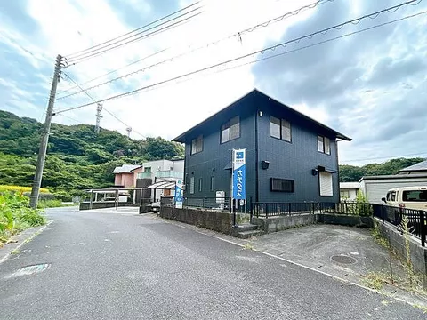 Used single-family home in Senbodaidai 3-chome, Hikari City
