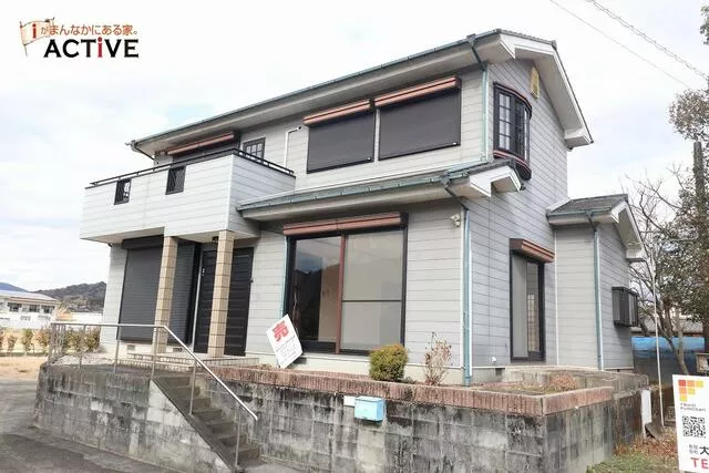 Nobeoka City, Shimomiwa Town (Minami-Nobeoka Station) 2-story building 4LDK