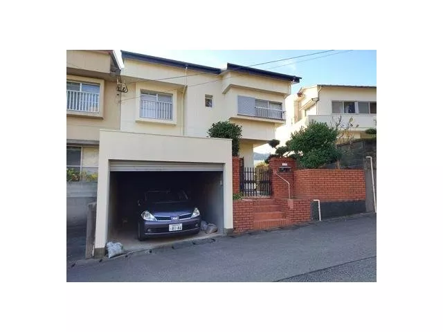 Price reduced from 14.2 million to 12.5 million yen, renovated by Nagasaki Prefecture Housing Supply Corporation