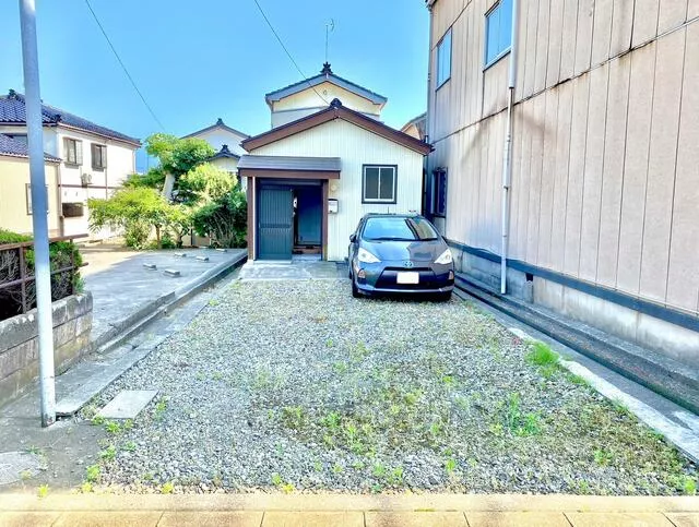 Kashiwazaki City, Yotsuya 1-chome (Higashi-Kashiwazaki Station) 2-story 5DK