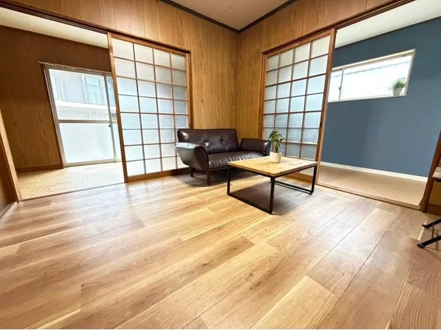 / Atelier 2 minutes on foot from the station / Recommended as a personal playground, suitable for warehouse or office ◎