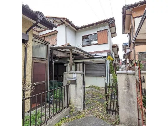6 minutes on foot from Kasumigaura Station! A charming used house on a 41-tsubo lot, spacious 4LDK with all rooms over 6 tatami mats