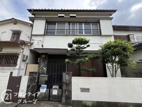 [Surrounding environment is rich + Immediate viewing available] ■ The east-facing balcony is a pleasant space that lets in the morning sun.