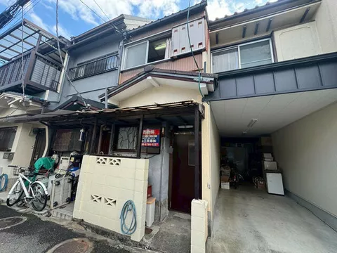 Higashi-Osaka City, Mikuriya Higashi 2-chome (Yahachinokiri Station) 2-story 3K