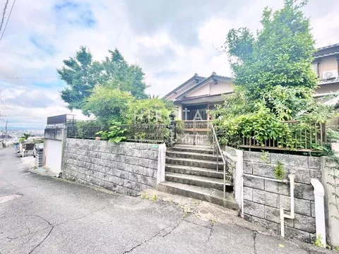 Kitakyushu City, Yahatanishi Ward, Nakanohara 1-chome (Naeinmaru Station) Single-story 4LDK