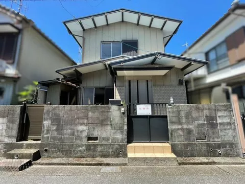 Kochi City, Saiwaicho (Iriyamai Station), 2-story, 4DK