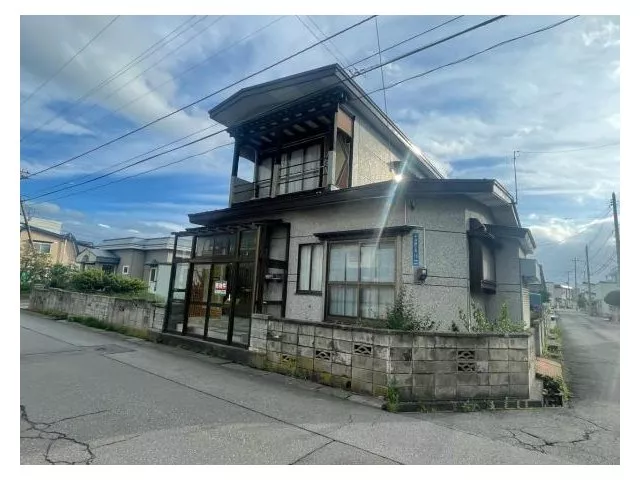 Chigari 4 (Aomori Station) 1,300,000 yen