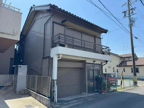 Nishio City, Kira Town, Kamiyokosuka Kurayashiki (Kamiyokosuka Station) 2-story 6DK