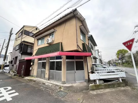 Front road 6m, facing 9.4m for a sense of openness◎How about as DIY renovation material?
