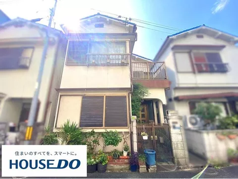 ■ 11 minutes on foot from Keihan Main Line "Neyagawa City" Station ♪ ■ 4LDK family type layout ♪