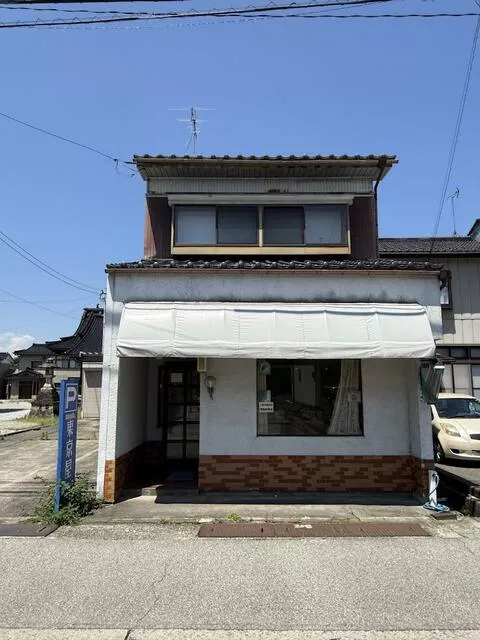 Nakaniikawa District, Kamiyama Town, Kumano Town (Kamiyama Station) 2-story building 3K