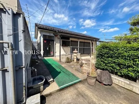 "Viewing welcome" ■ Quiet and peaceful residential area ♪ ■ Spacious lot with garden