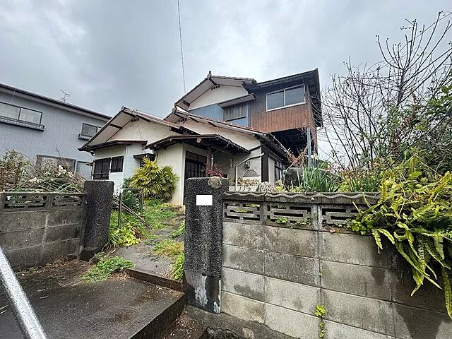 Used single-family home, JR Kagoshima Main Line, Akama Station, 29 minutes on foot
