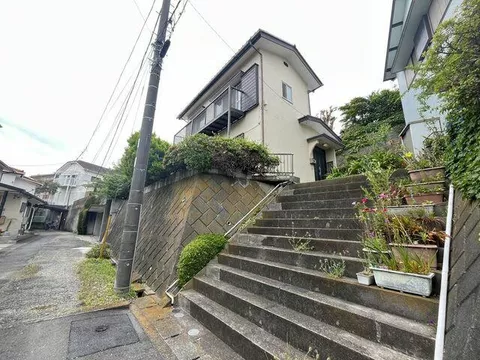 1-chome Ashina, Yokosuka City (Zushi Station) 2-story 4DK