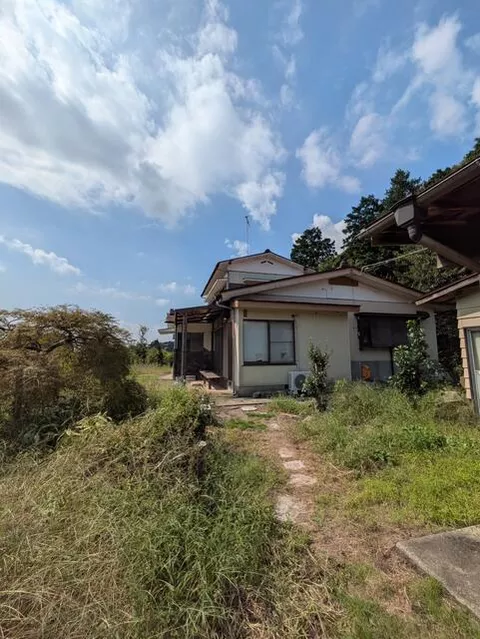 Haga County, Haga Town, Oaza Shimonobuki (Tadara Station) 2-story building 6LDK