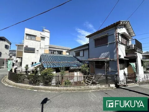 Neyagawa City, Kunimatsu Town (Neyagawa City Station) single-story 5LDK