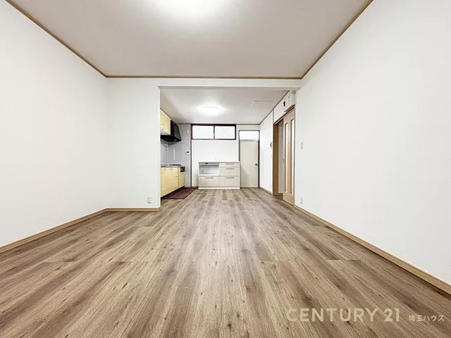 A corner lot full of openness with good sunlight! A 3SLDK where you can feel the spaciousness of the living space.