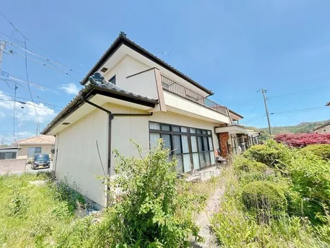 [Open House Held] [Current Sale until 6/30] A 5DK house built in 1982.