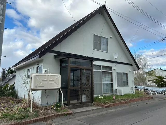 Daiba East 1, 1.6 million yen