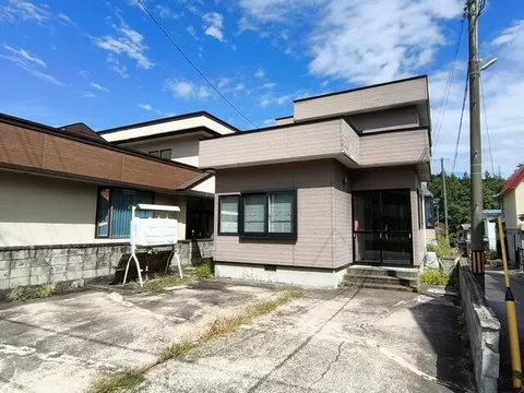 Hirakawa City, Ikari-gasaka (Ikari-gasaka Station), 2-story, 4LDK