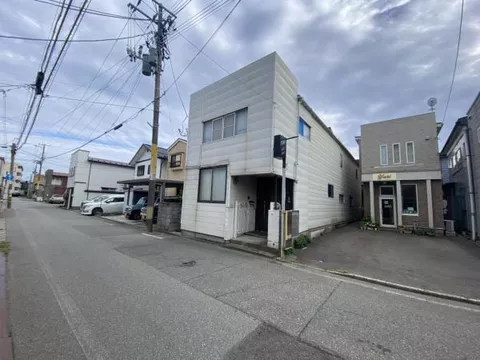 Akita City, Narayama Noborimachi (Ugo Ushijima Station) 2-story building 5LDK