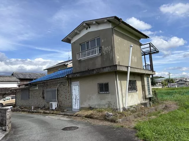 Gose City, Oaza Chihara (Tamate Station), 2-story, 3K