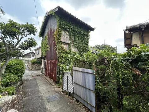 Komono Town, Mie Prefecture, Oaza Komono (Komono Station) 2-story building 4K