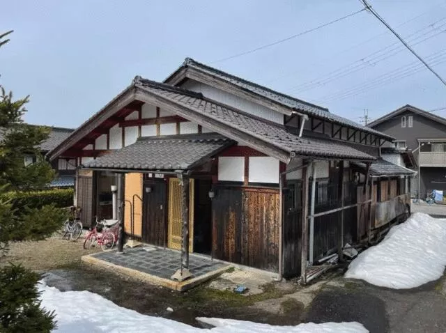 Nagahama City, Yogomachi Shimoyogo (Yogo Station), single-story building, 4DK